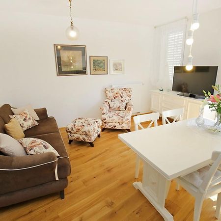Apartment Amber Zadar Bagian luar foto